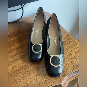Salvatore Ferragamo Boutique Black Embossed Black Heel